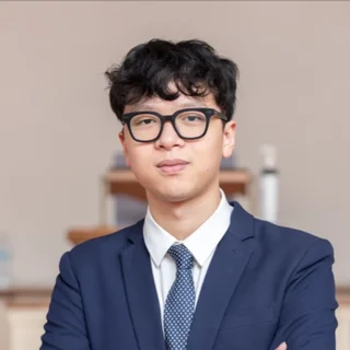 Daniel Hoang Nguyen